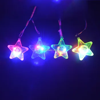 20pcs Crianças Brinquedo Flash de Luz LED Piscar Estrelas Pingente de Coração Partido Brilho Colar de Presente de Aniversário Decoração festa de Carnaval de Natal