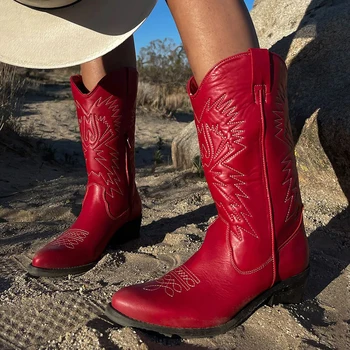 Cowboy Em Reverssa Curto Branco Ocidental Botas Para Mulheres Zip Bordado De Salto Ocasional De Outono, Moda De Sapatos De Marca Meados De Bezerro Botas