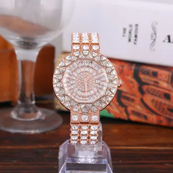 Grande Dial de Luxo Diamante Rosa Relógio de Ouro para as Mulheres 2022 Novo Design Senhoras Relógios de pulso de Quartzo do Aço Inoxidável Relógios de Relógios