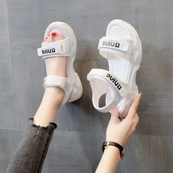 Mulheres novos Esportes Sandálias Ins Venda Quente de Verão para Estudantes do sexo Feminino de Sandálias das Mulheres Casual Designer de Sapatos Sandálias Grossas Sandálias