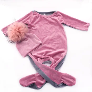 O bebê Meninas mais grosso Veludo romper bodysuit fur real pompom chapéus conjunto de Soft de Inverno 0-12 meses do Bebê Crianças de mangas compridas, Roupas Footies